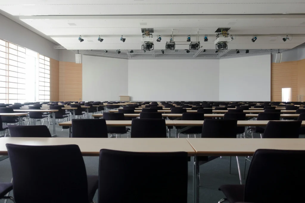 Educational- furniture for -seminar -halls -and classrooms by Aljinan Furniture, best furniture shop in Dubai